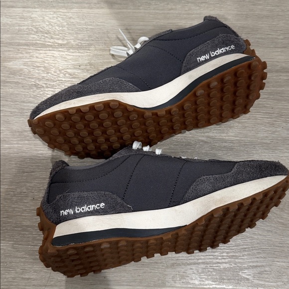 NEW BALANCE 327 CHARCOAL WHITE SNEAKERS - Picture 5 of 10